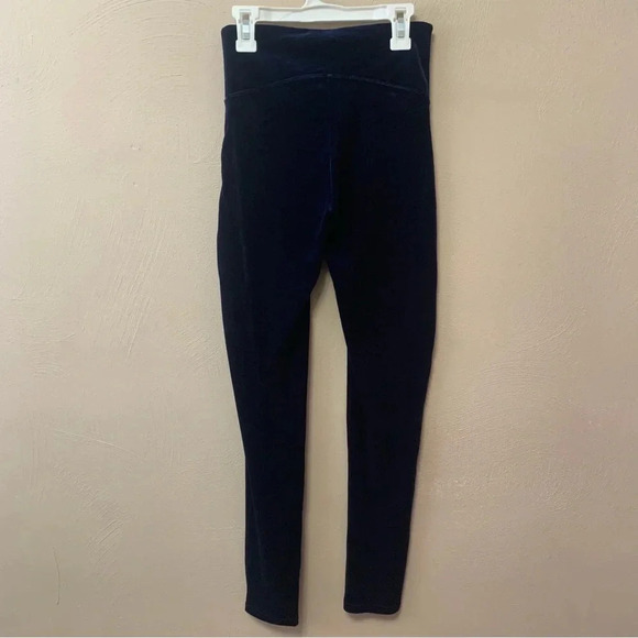 Spanx Blue Velvet Leggings - Picture 8 of 13